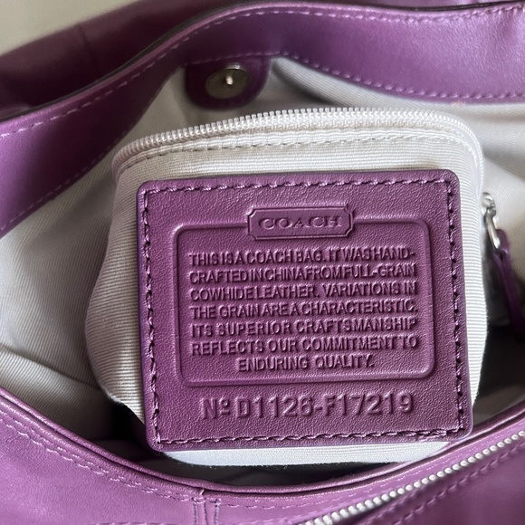 LIKE NEW Coach Soho Leather Hobo Bag - Picture 13 of 16